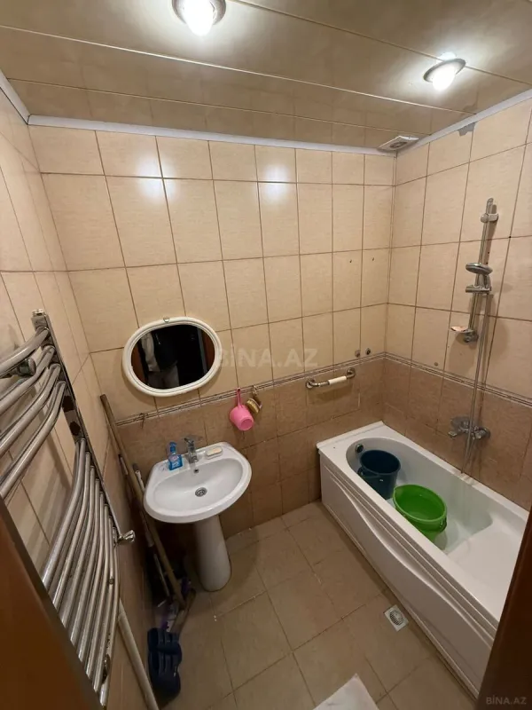 Kirayə verilir 2 otaqlı mənzil 60 m²