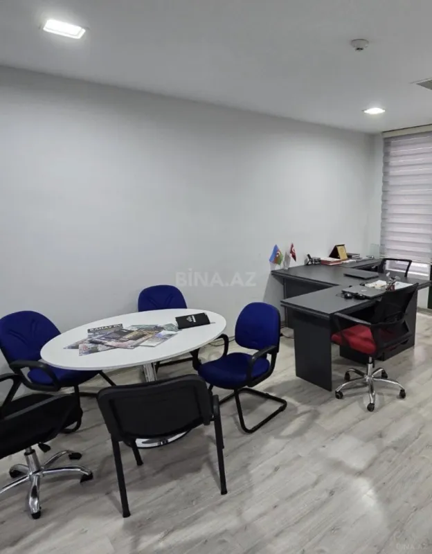 Kirayə verilir 2 otaqlı ofis 70 m²