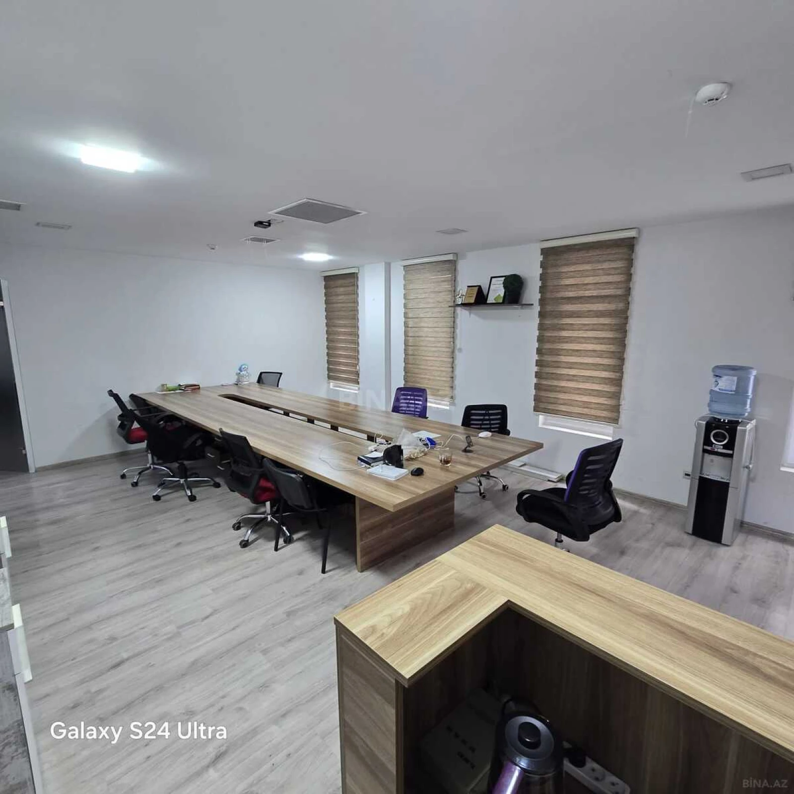 Kirayə verilir 2 otaqlı ofis 70 m²
