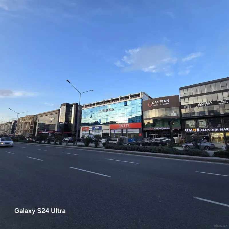 Kirayə verilir 2 otaqlı ofis 70 m²