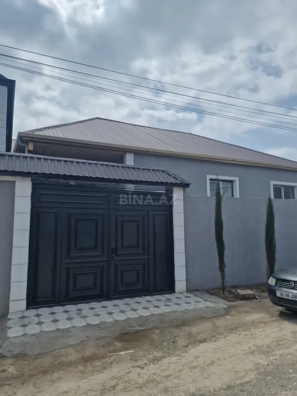 Satılır 4 otaqlı həyət evi 120 m²