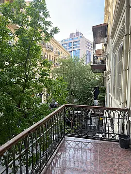 Satılır 3 otaqlı mənzil 110 m² — Bakı, Sahil qəs. 3 otaq 110.00 m²