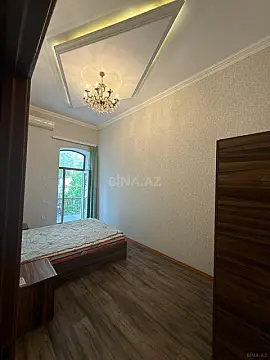 Satılır 3 otaqlı mənzil 110 m²