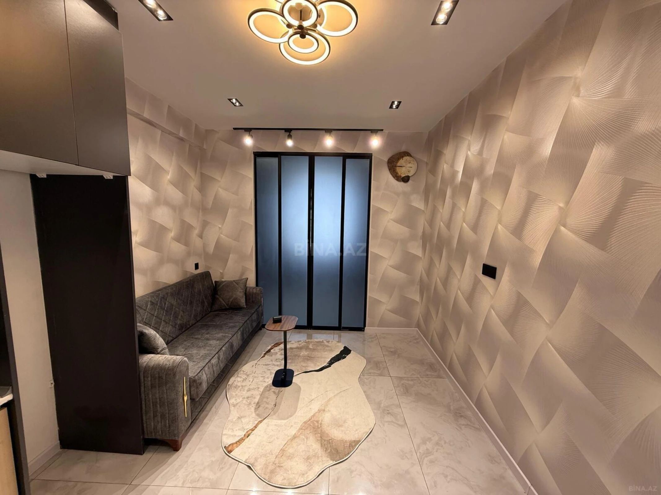 Satılır 2 otaqlı mənzil 31 m²