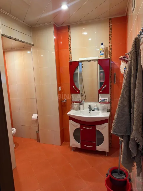 Satılır 4 otaqlı mənzil 95 m²