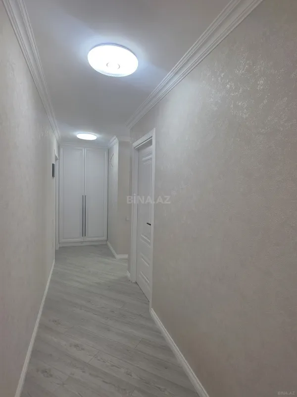 Satılır 2 otaqlı mənzil 65 m²
