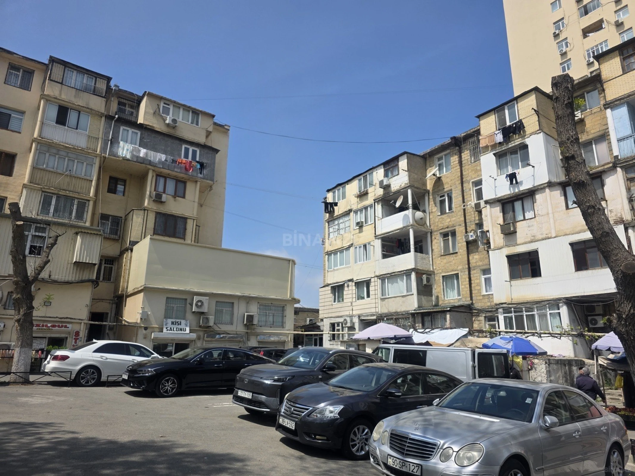 Satılır 2 otaqlı mənzil 65 m²