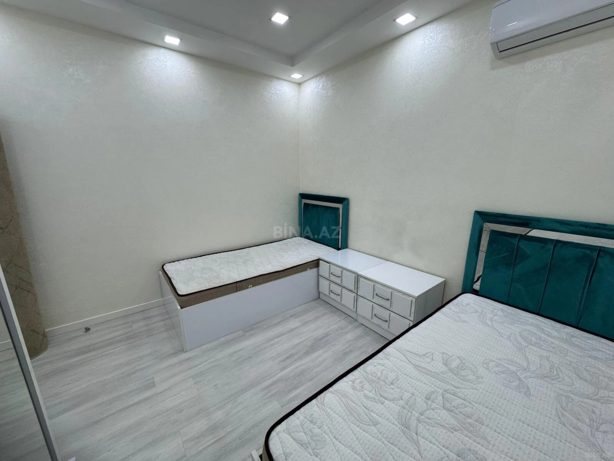 Kirayə verilir 3 otaqlı mənzil 103 m²