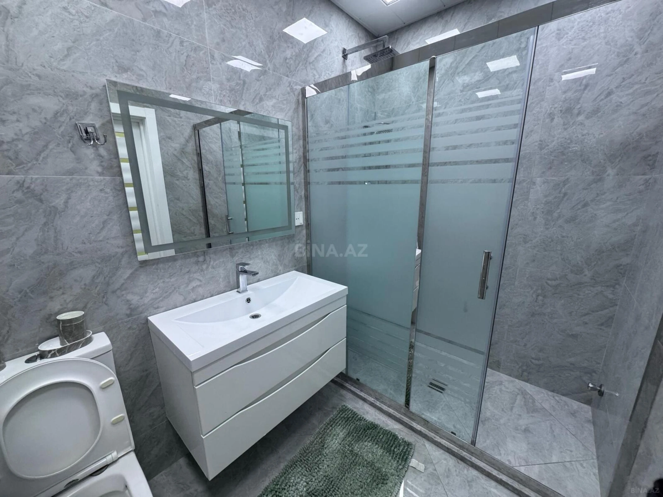 Kirayə verilir 3 otaqlı mənzil 103 m²