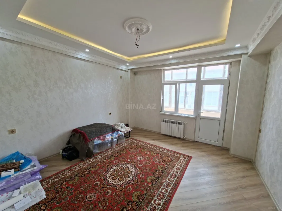 Satılır 2 otaqlı mənzil 60 m²