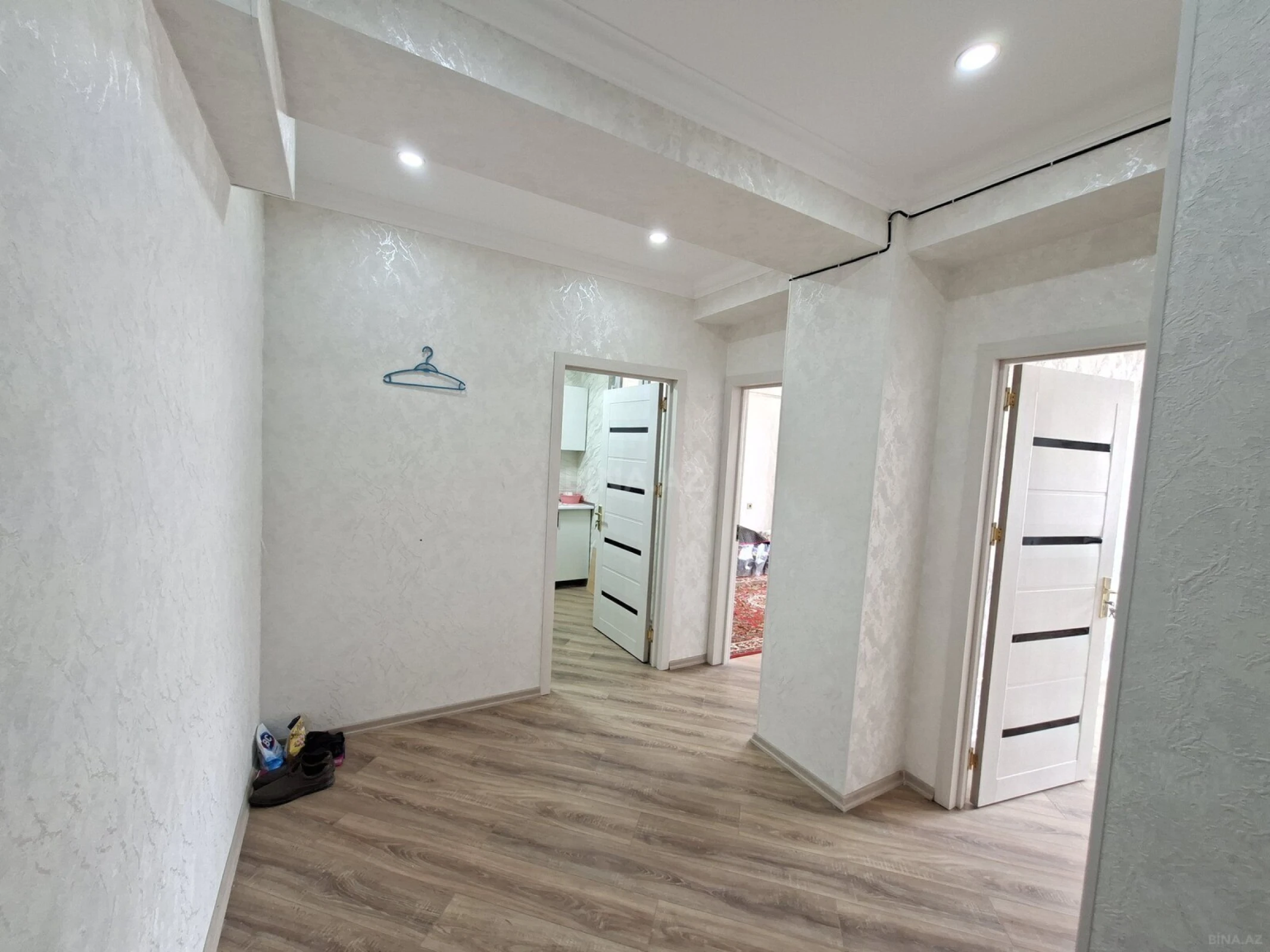 Satılır 2 otaqlı mənzil 60 m²