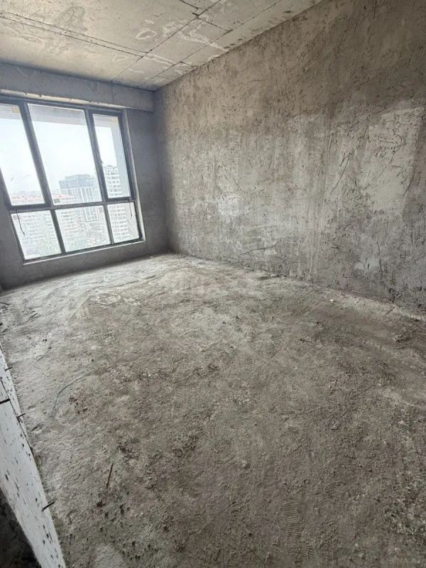 Satılır 2 otaqlı mənzil 75 m²