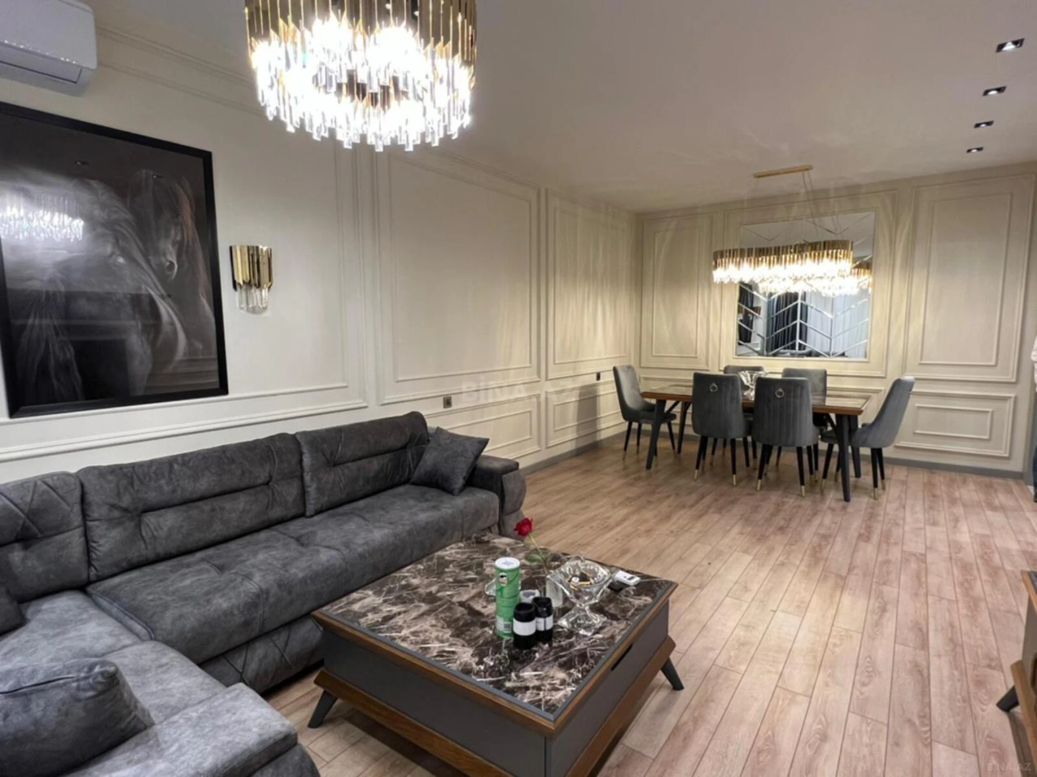 Kirayə verilir 2 otaqlı mənzil 115 m²