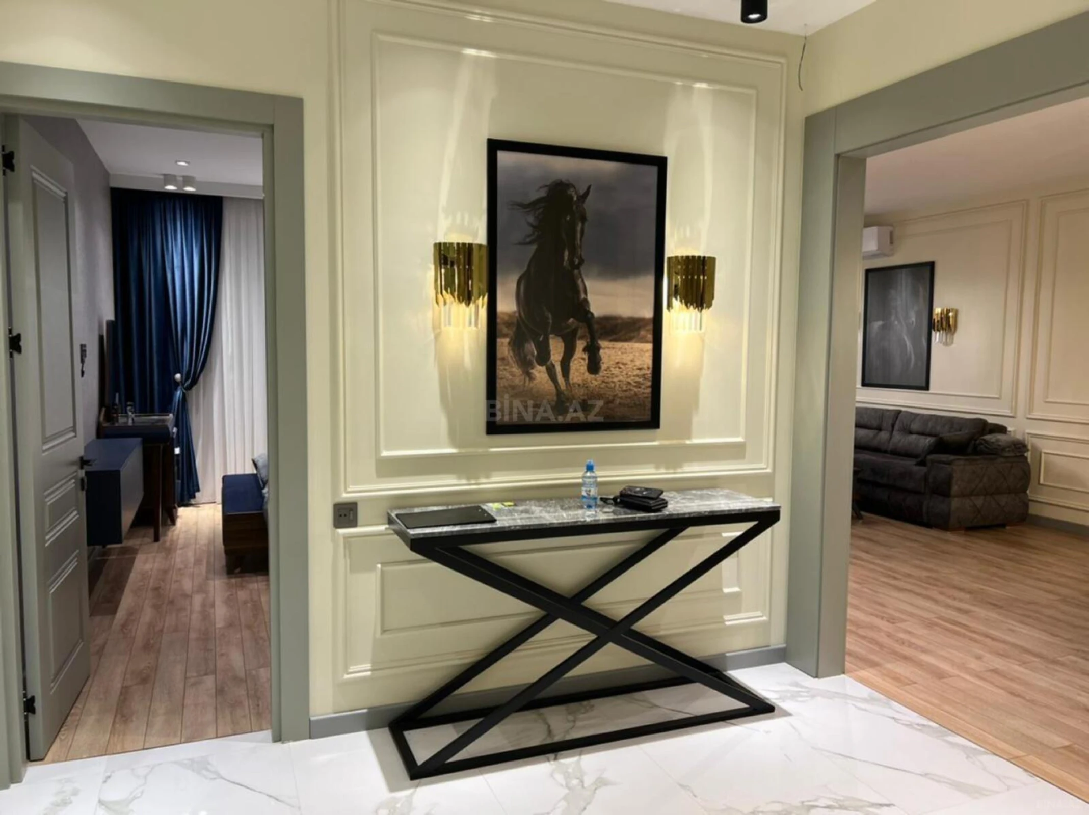 Kirayə verilir 2 otaqlı mənzil 115 m²