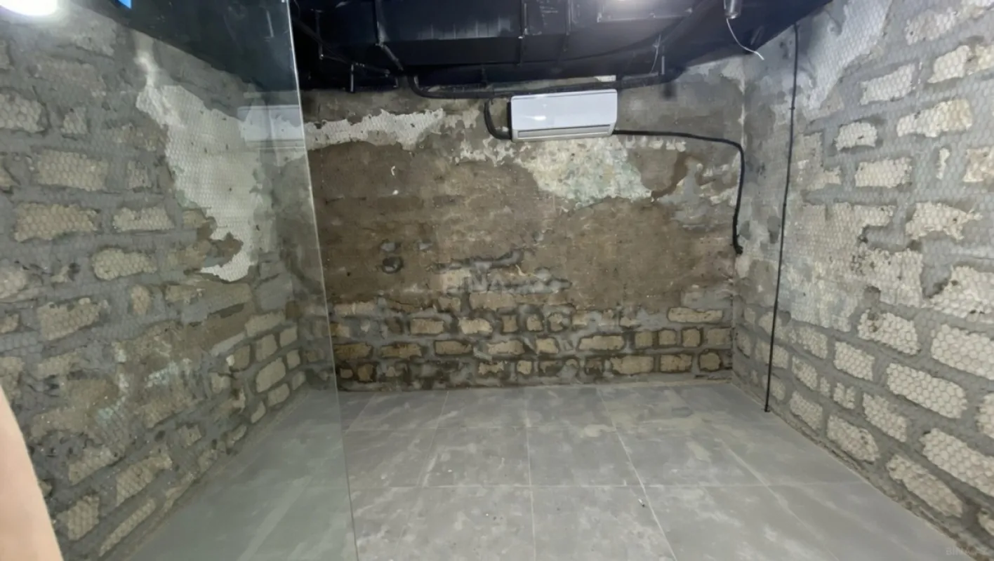 Kirayə verilir obyekt 412 m²