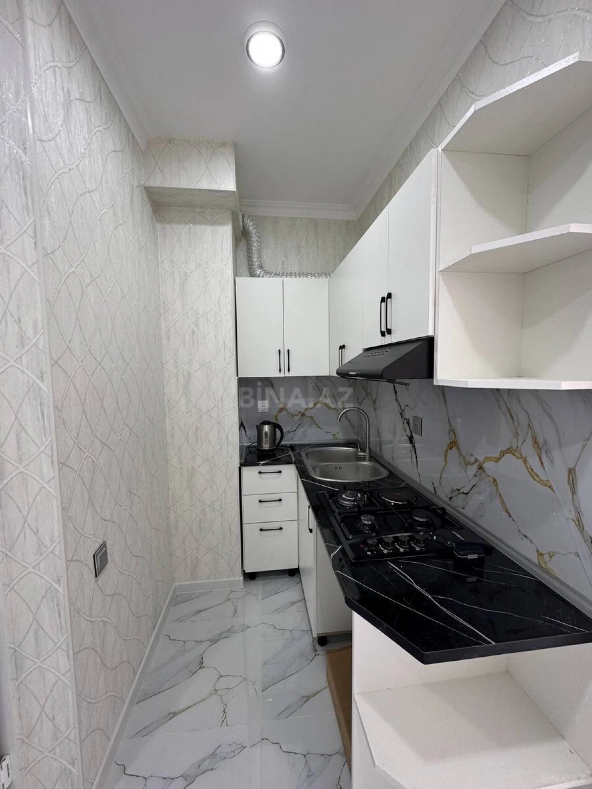 Satılır 2 otaqlı mənzil 44 m²