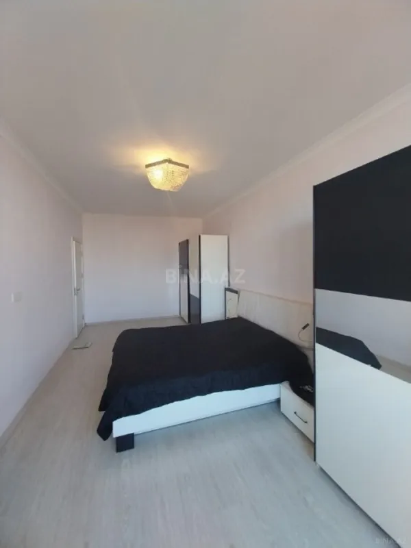 Satılır 2 otaqlı mənzil 90 m²