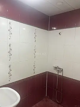 Kirayə verilir 2 otaqlı mənzil 90 m²