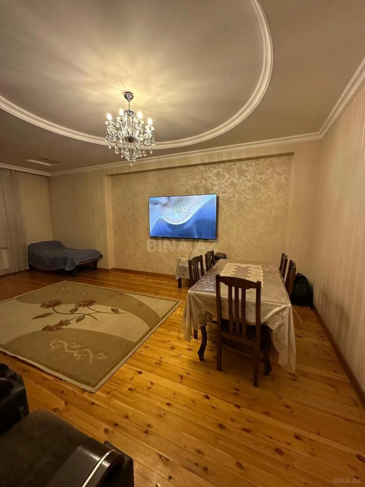 Satılır 2 otaqlı mənzil 105 m²