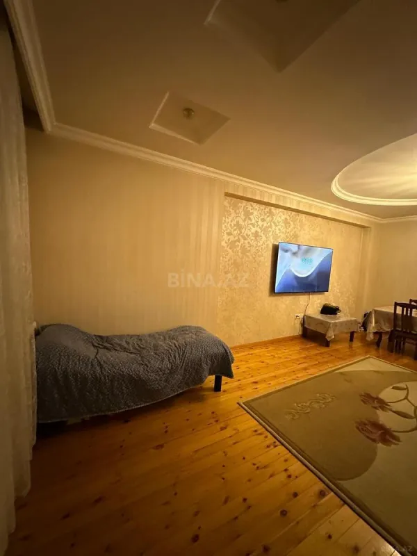 Satılır 2 otaqlı mənzil 105 m²