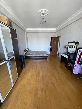 Satılır 2 otaqlı mənzil 86 m²