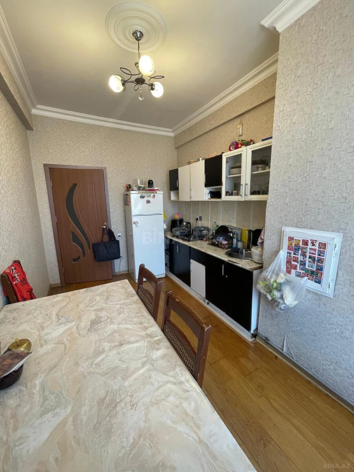 Satılır 2 otaqlı mənzil 86 m²