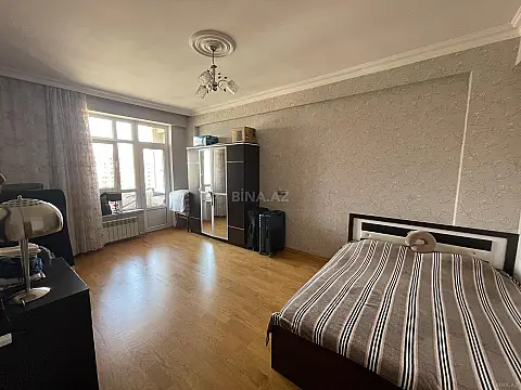 Satılır 2 otaqlı mənzil 86 m²
