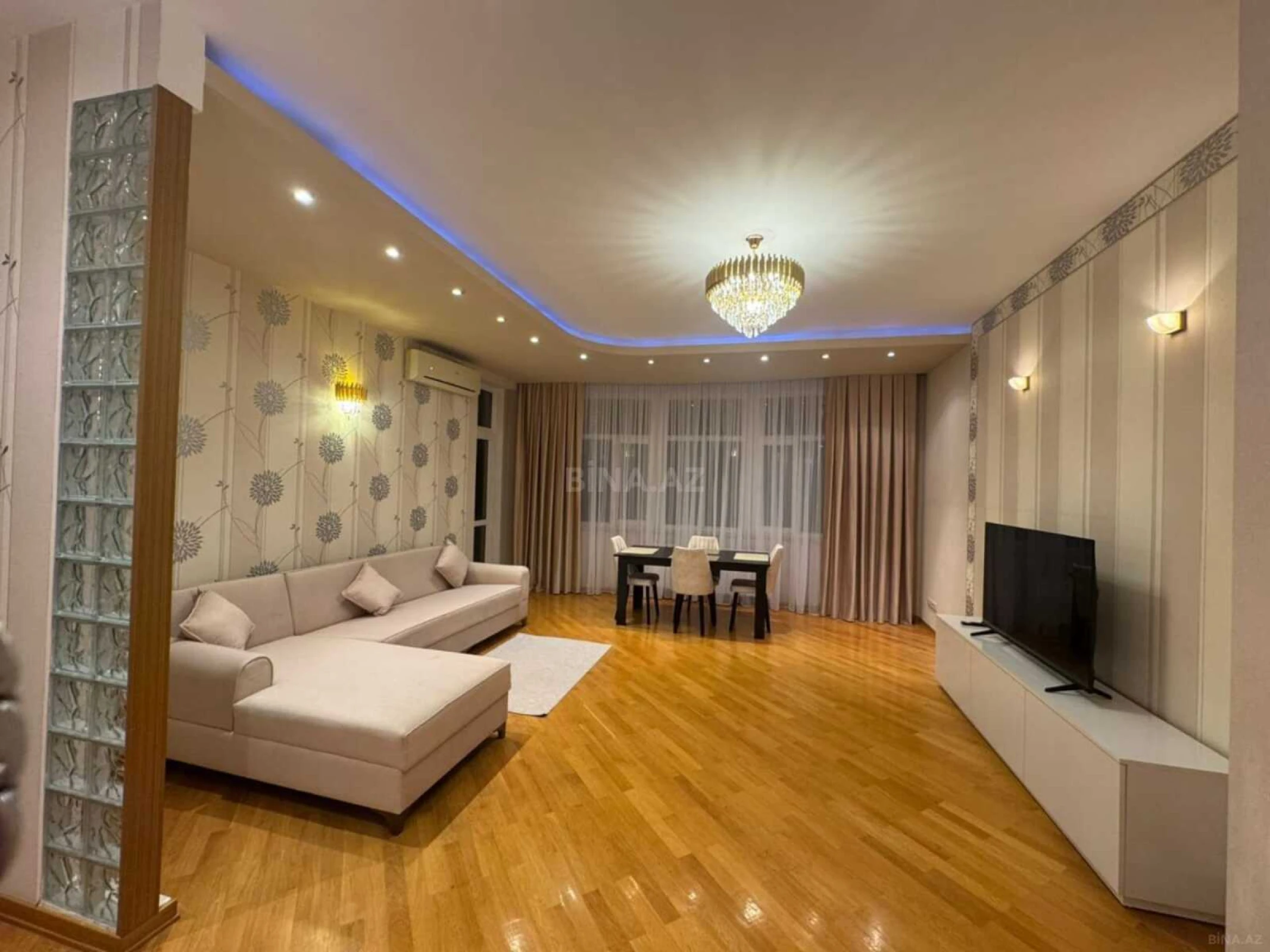 Kirayə verilir 3 otaqlı mənzil 120 m²