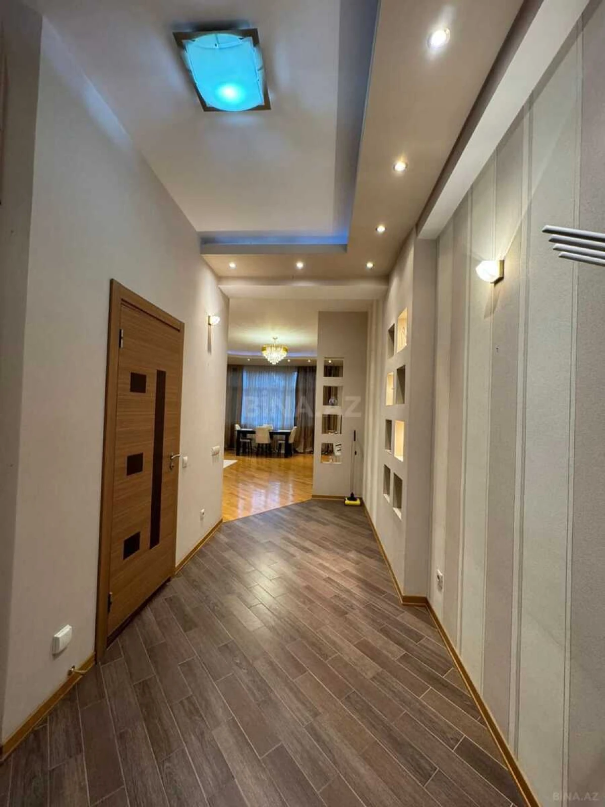 Kirayə verilir 3 otaqlı mənzil 120 m²