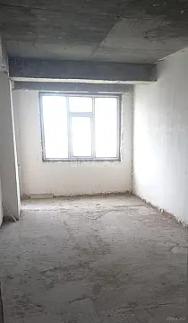 Satılır 2 otaqlı mənzil 118 m²