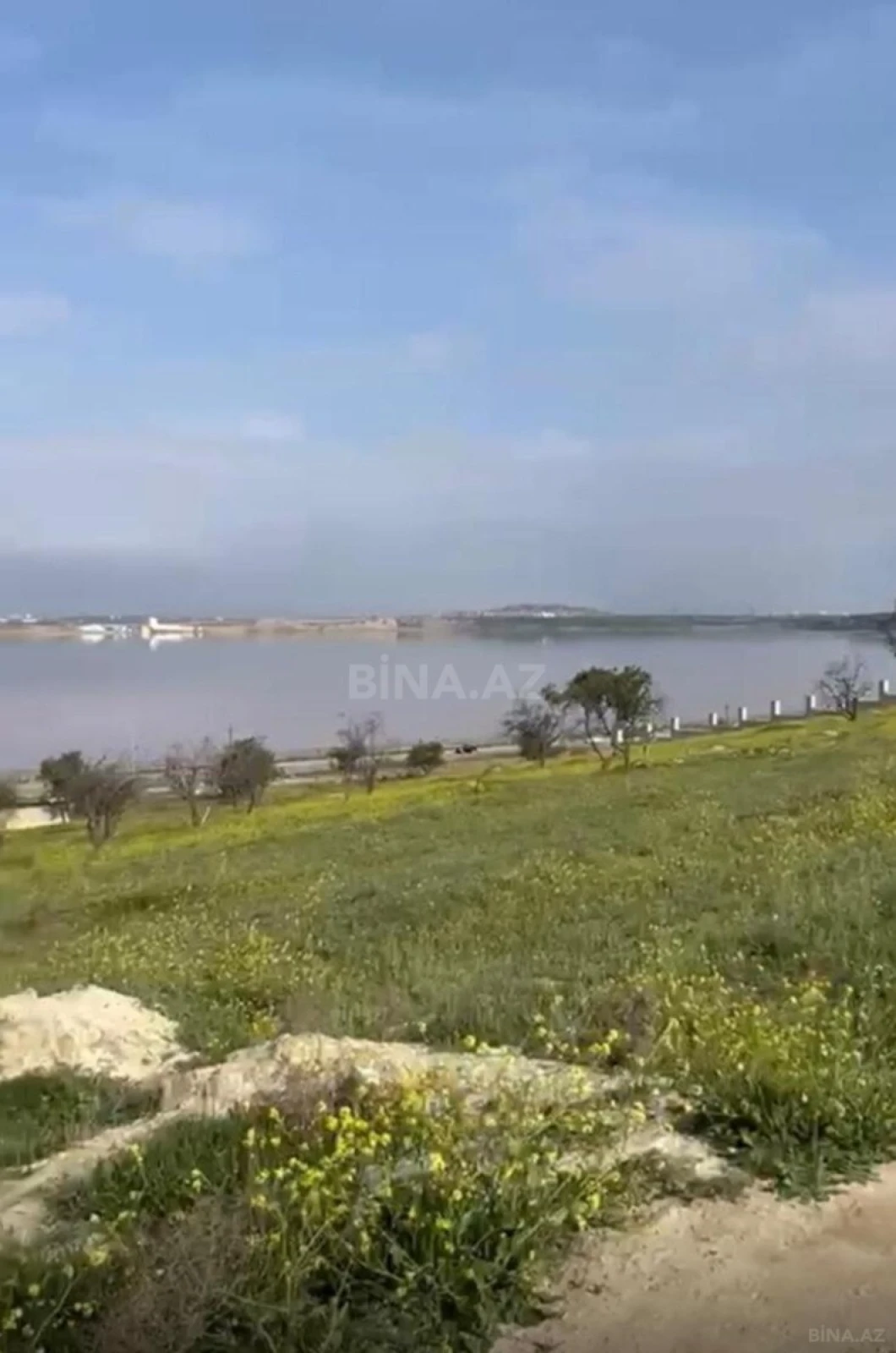 Satılır torpaq sahəsi 15 m²