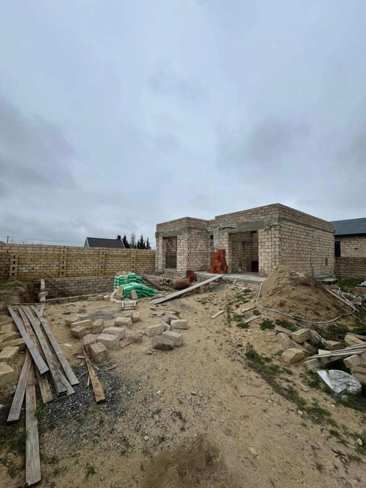 Satılır torpaq sahəsi 5 m²