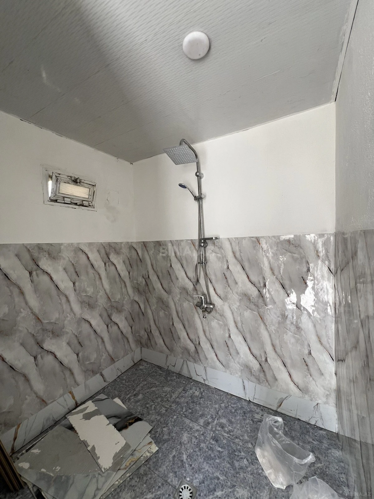 Satılır 4 otaqlı həyət evi 100 m²