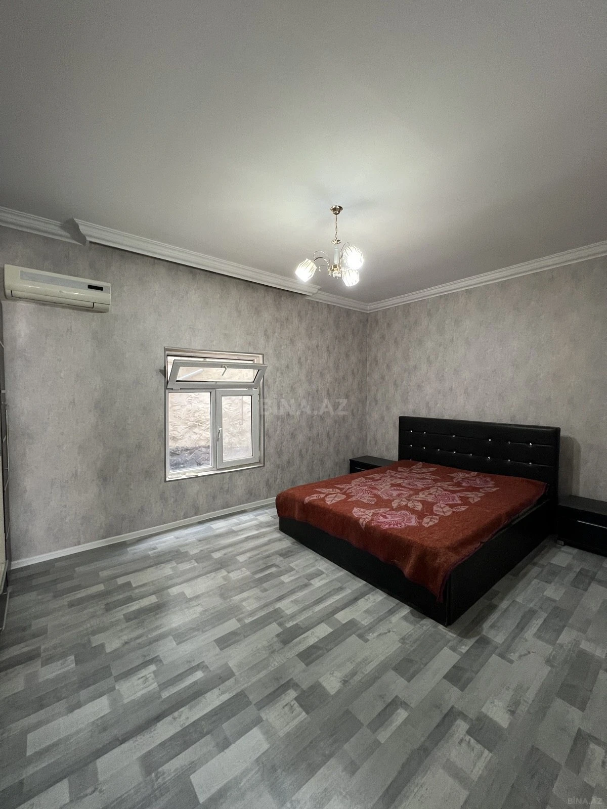 Satılır 4 otaqlı həyət evi 100 m²