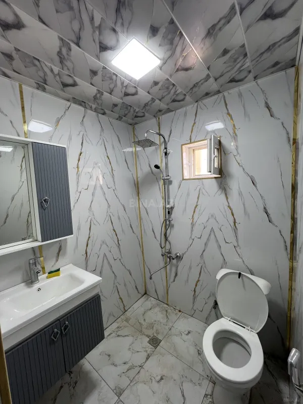 Satılır 4 otaqlı həyət evi 100 m²