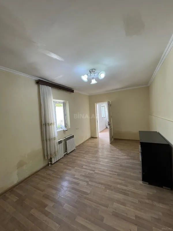 Satılır 4 otaqlı həyət evi 100 m²