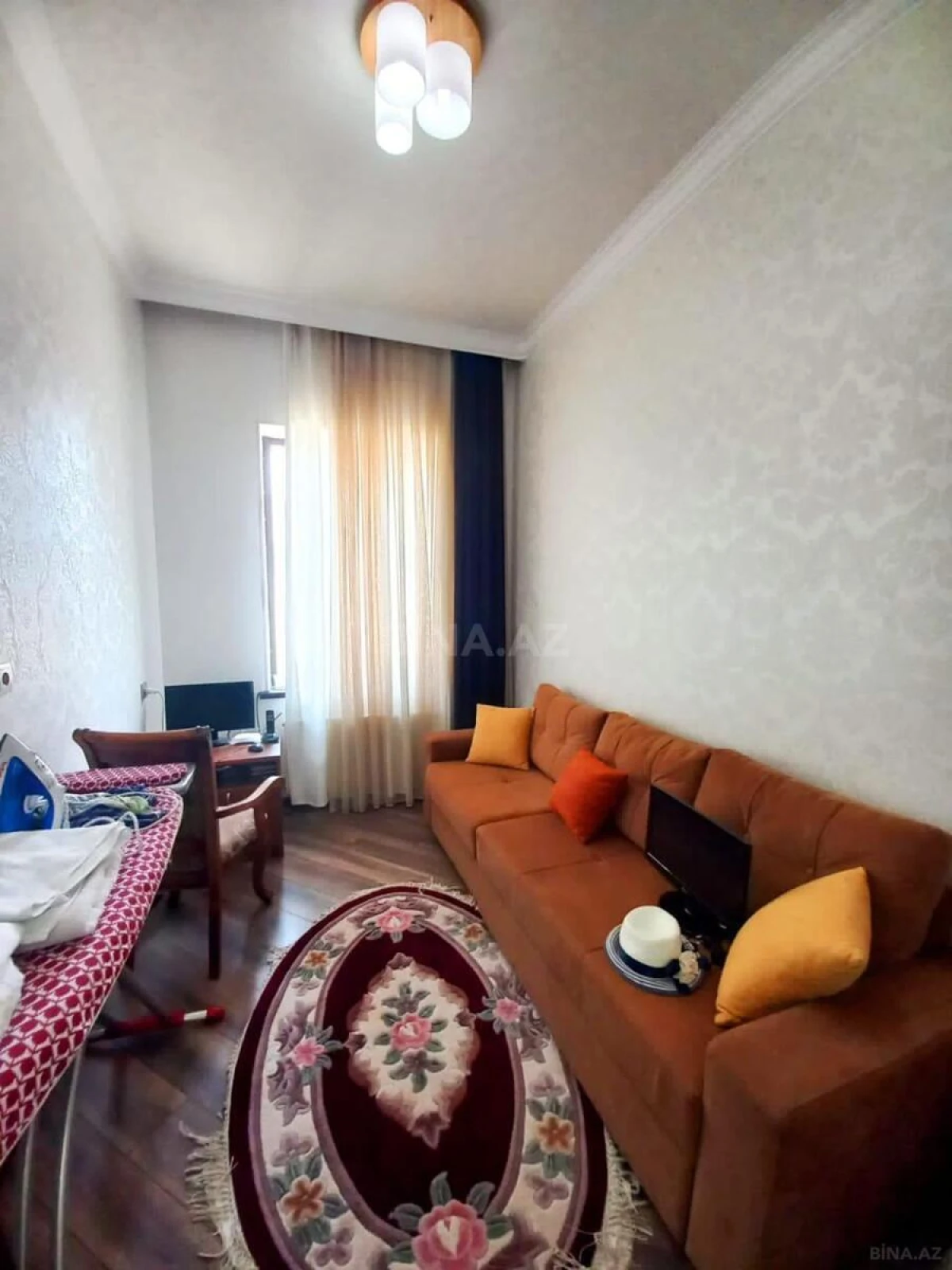 Satılır 4 otaqlı həyət evi 200 m²