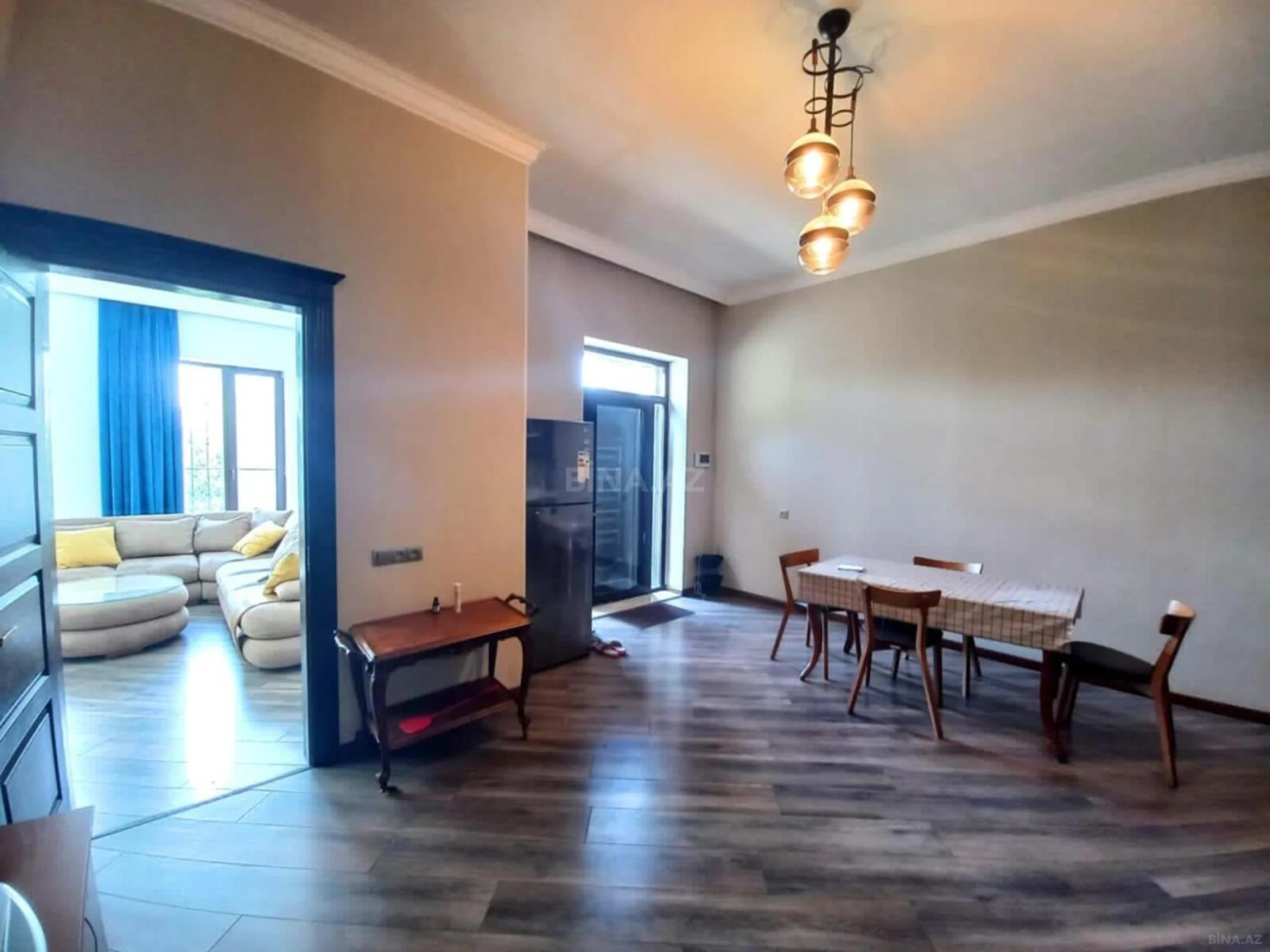 Satılır 4 otaqlı həyət evi 200 m²