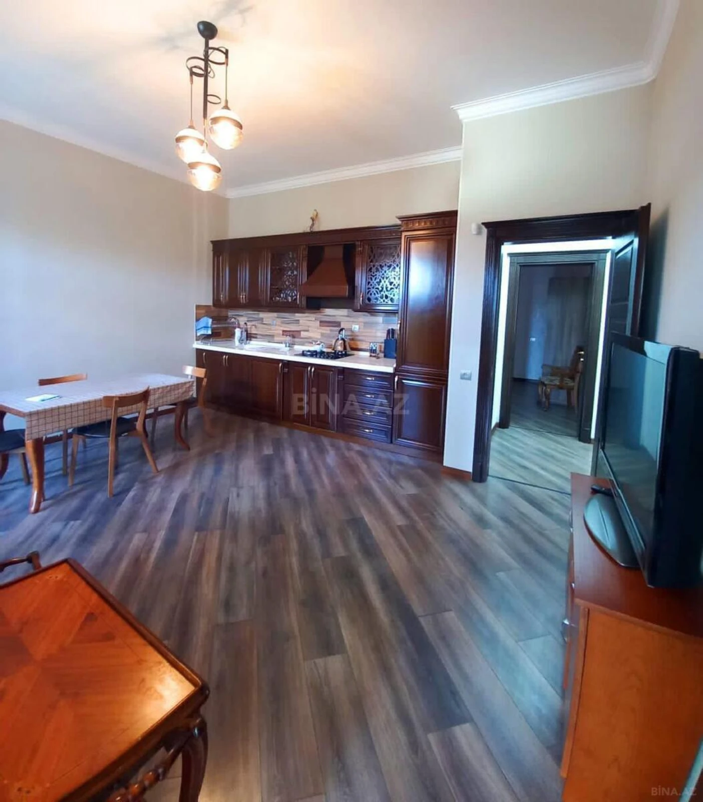 Satılır 4 otaqlı həyət evi 200 m²