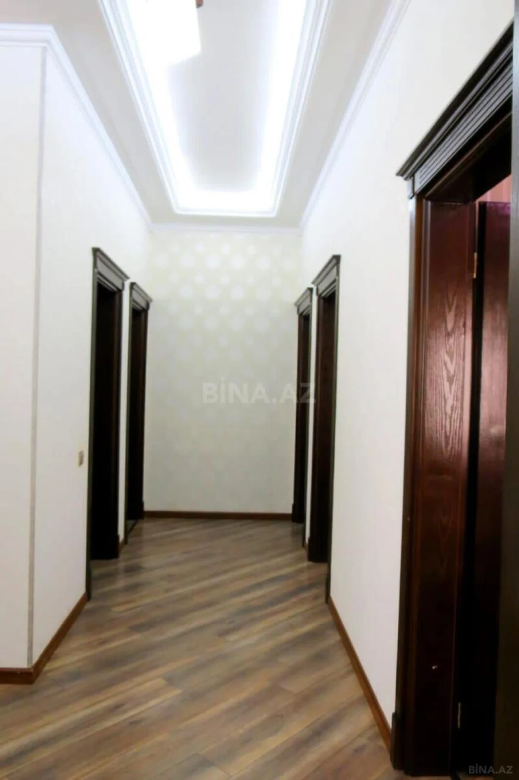 Satılır 4 otaqlı həyət evi 200 m²