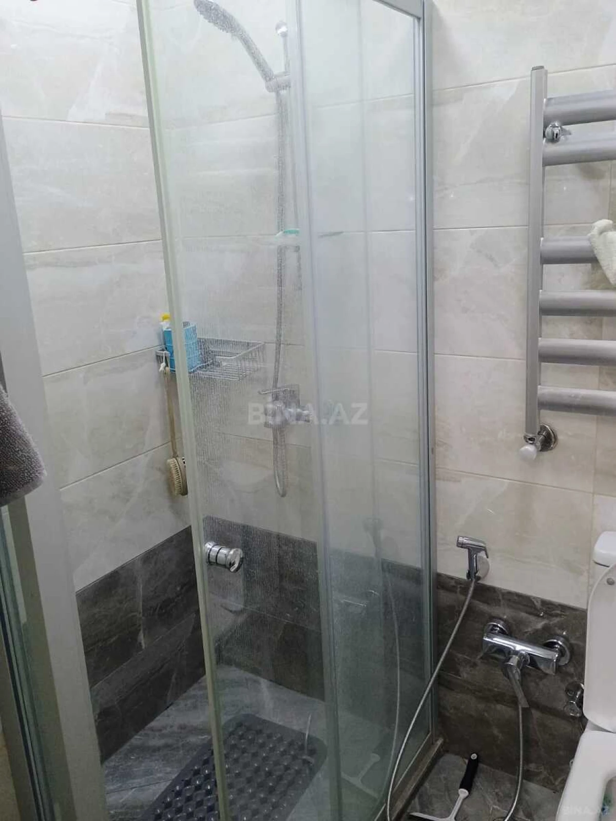 Kirayə verilir 3 otaqlı mənzil 100 m²