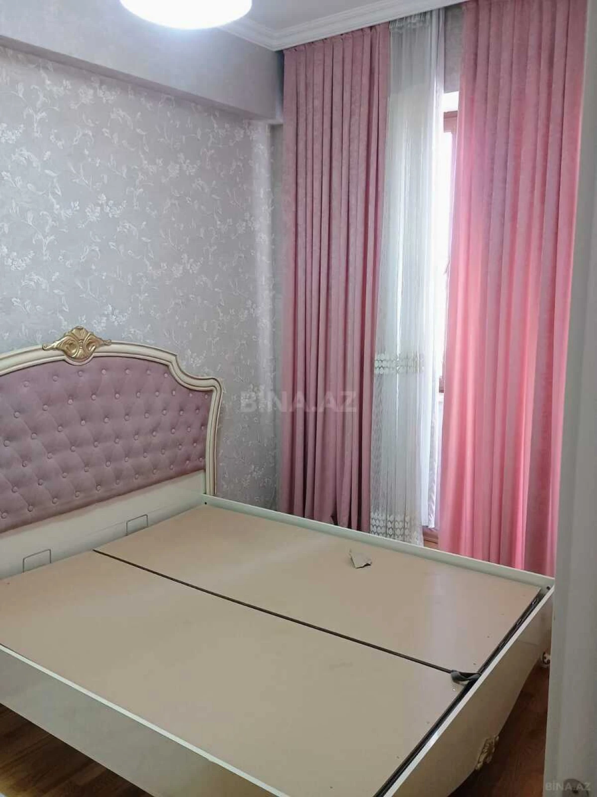 Kirayə verilir 3 otaqlı mənzil 100 m²