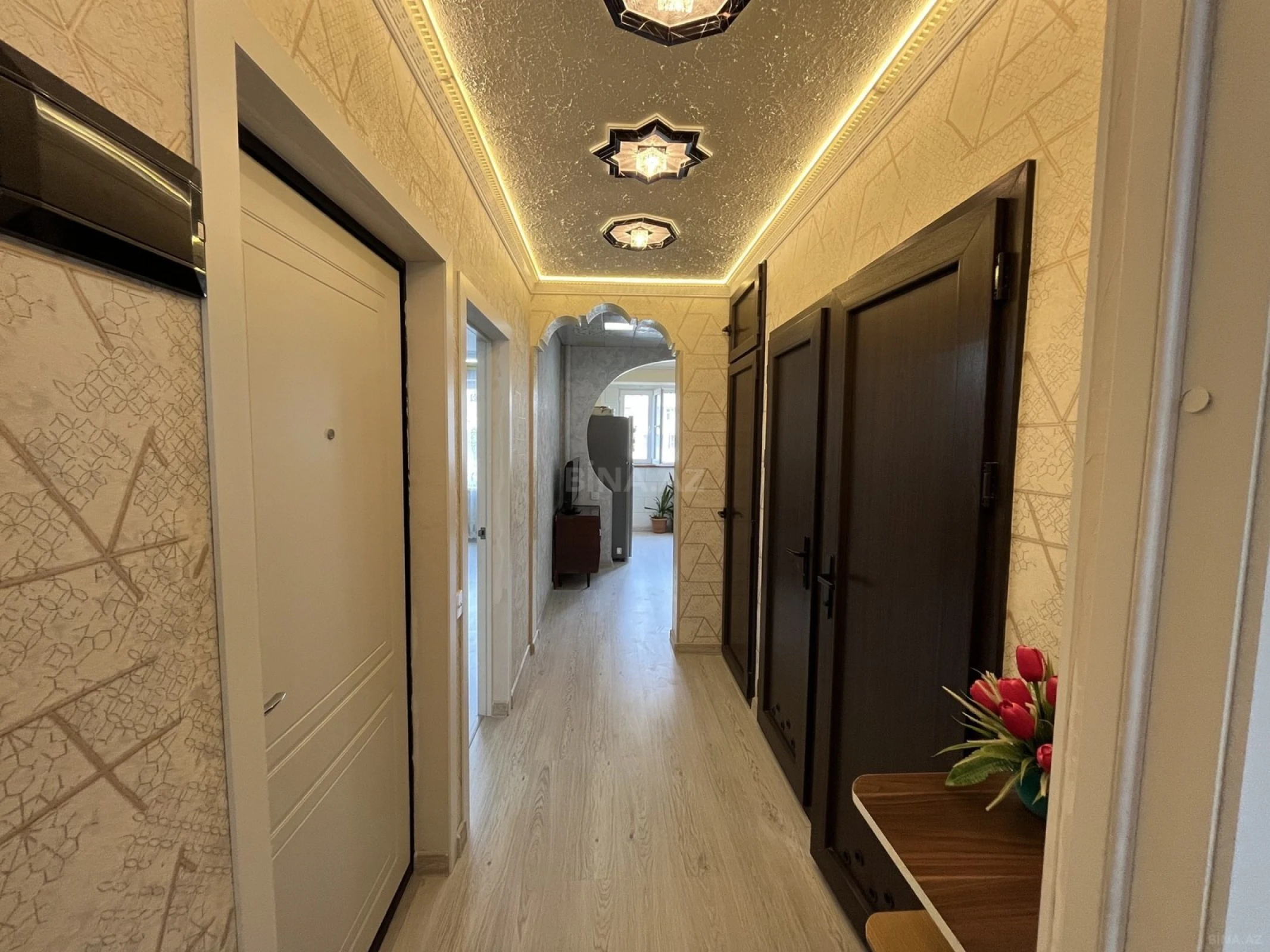 Satılır 2 otaqlı mənzil 60 m²