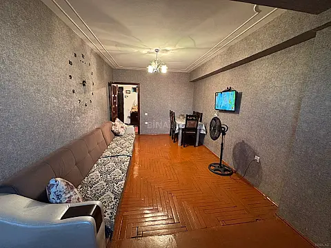 Satılır 2 otaqlı mənzil 45 m²