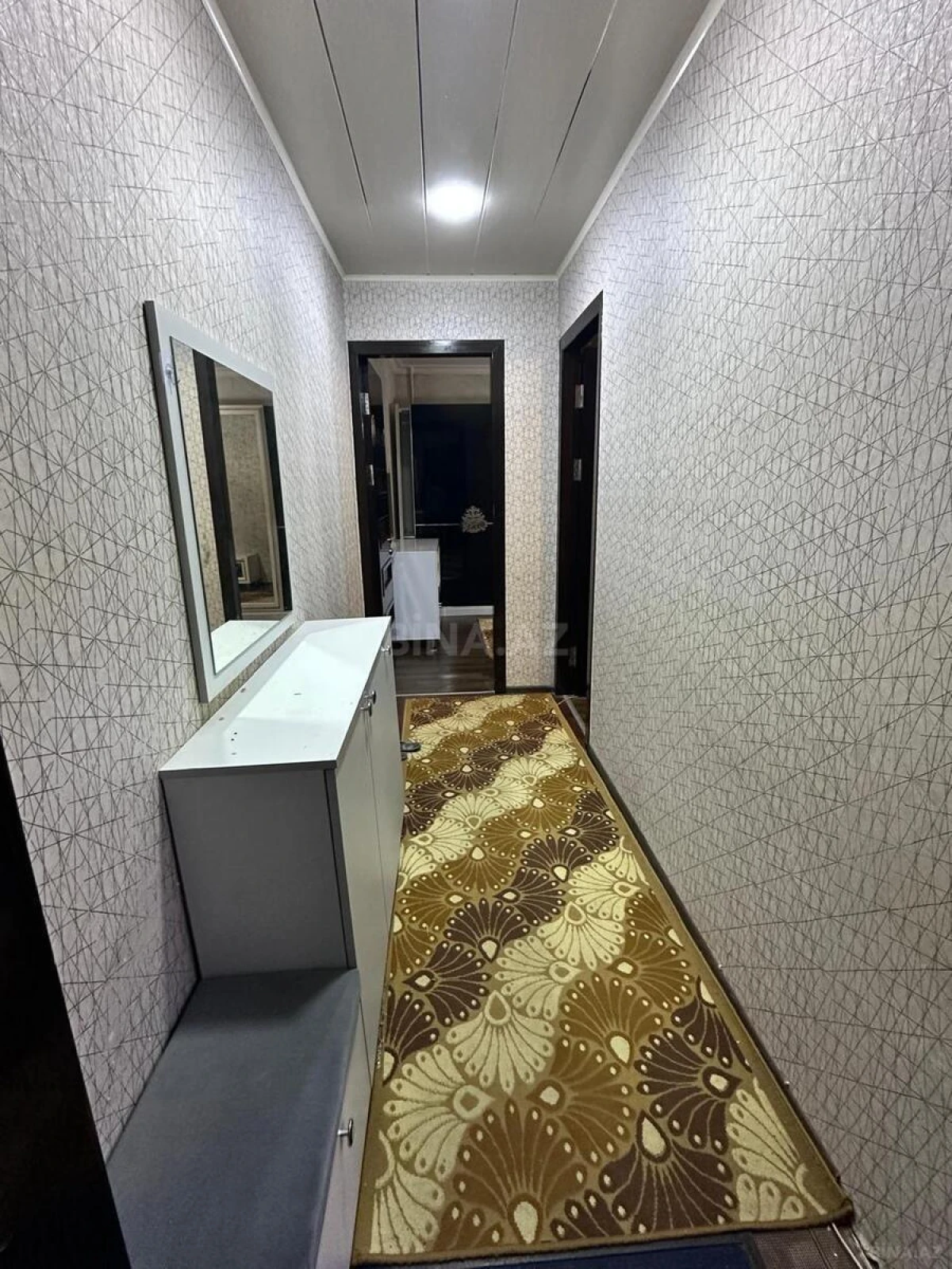 Kirayə verilir 2 otaqlı mənzil 70 m²