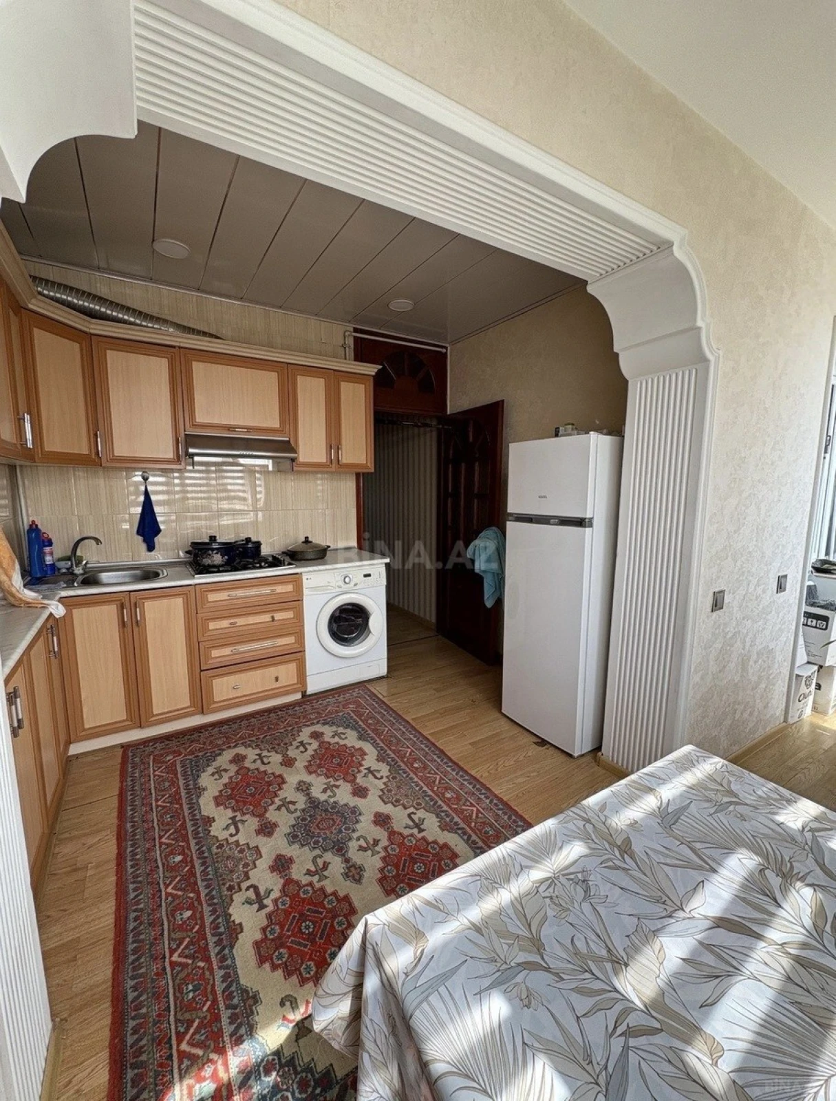 Kirayə verilir 2 otaqlı mənzil 65 m²
