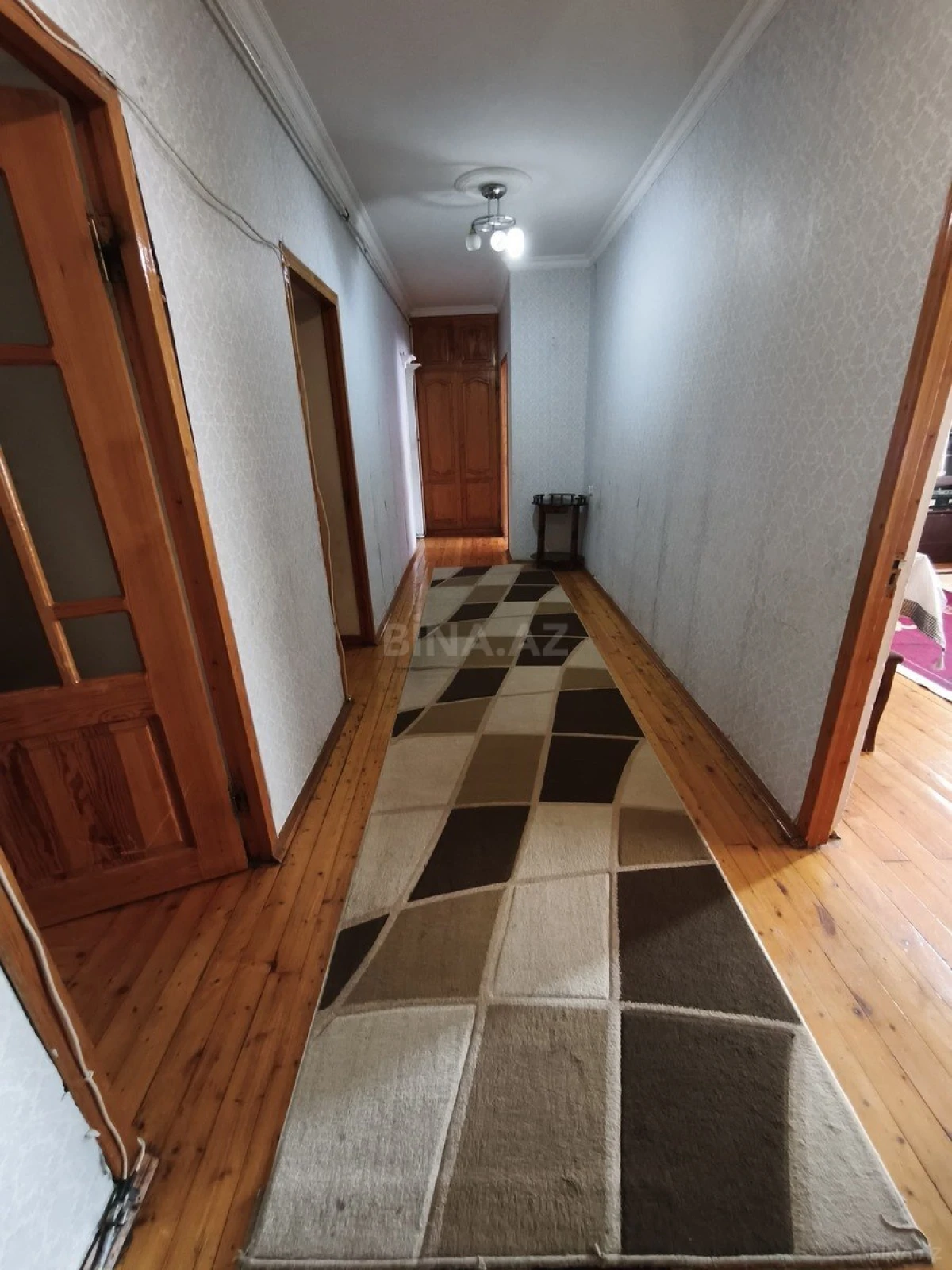 Satılır 5 otaqlı mənzil 100 m²