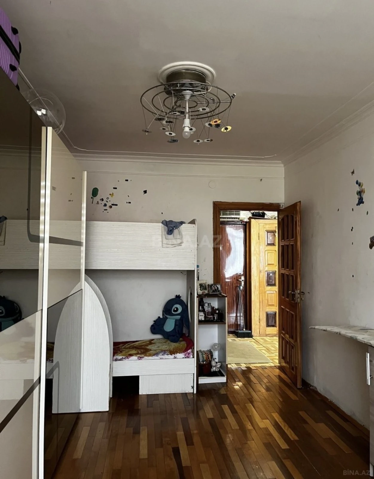 Kirayə verilir 2 otaqlı mənzil 100 m²