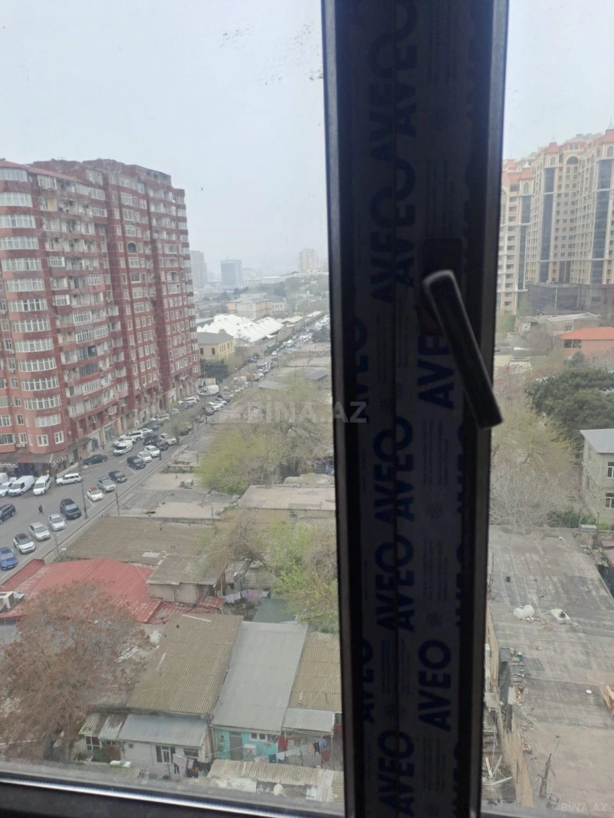 Satılır 2 otaqlı mənzil 83 m²