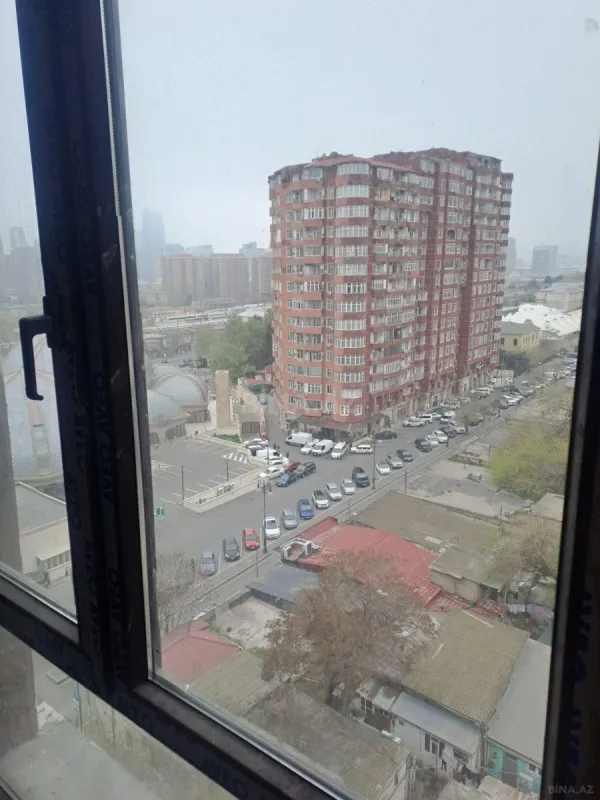 Satılır 2 otaqlı mənzil 83 m²